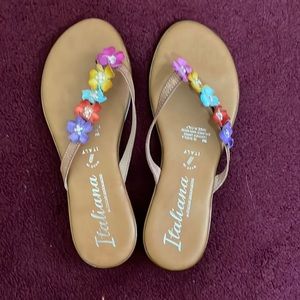 Italians Sandals/flip flops